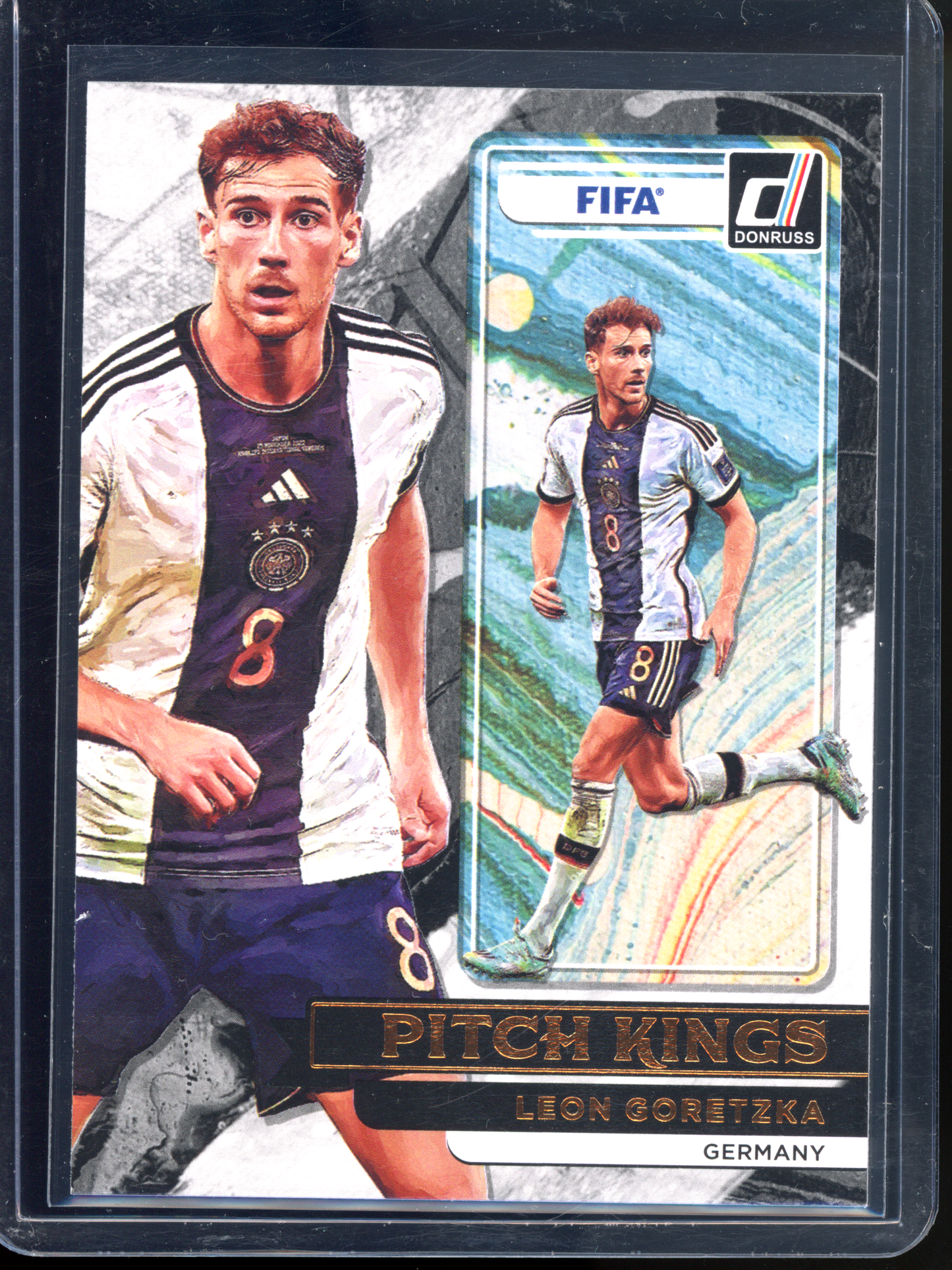 Leon Goretzka Pitch Kings I 2022-23 Panini Donruss