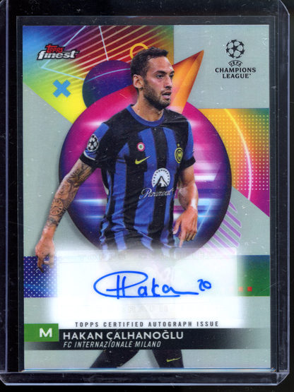 Hakan Calhanoglu Autogramm I 2023-24 Topps Finest UEFA Champions League