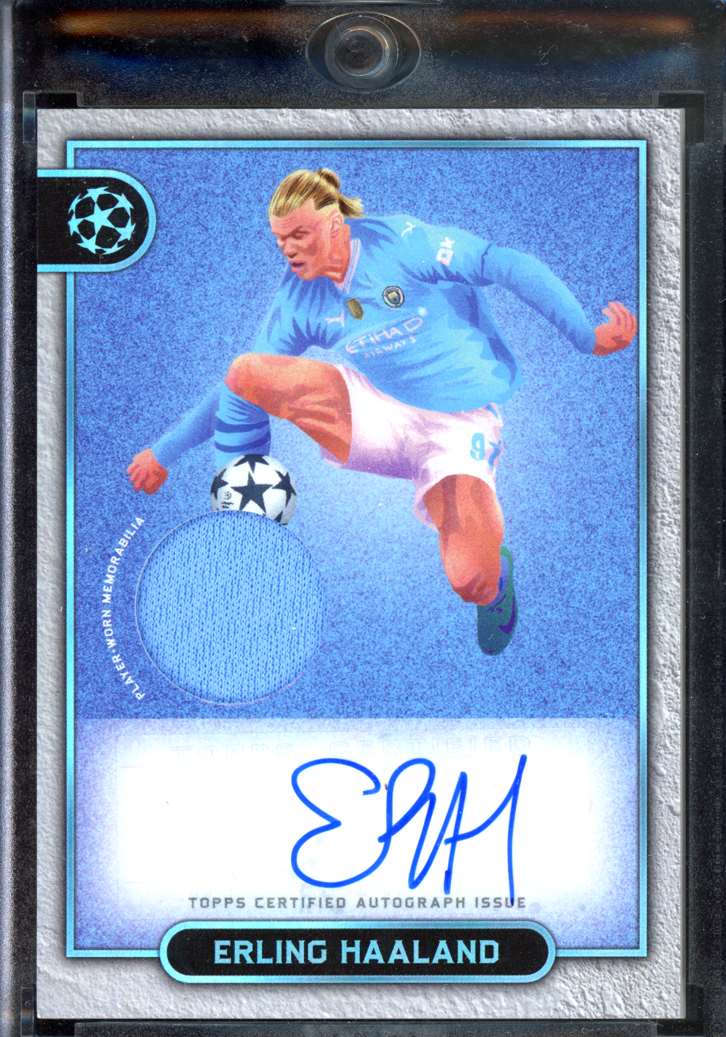 Erling Haaland Autogramm Showpiece Signature mit getragenem Trikotstück - Limitier auf 10 I 2023-24 Topps Museum Collection UEFA